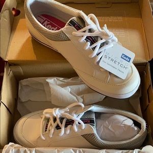 🦋women micro stretch sneakers BRAND NEW!🦋